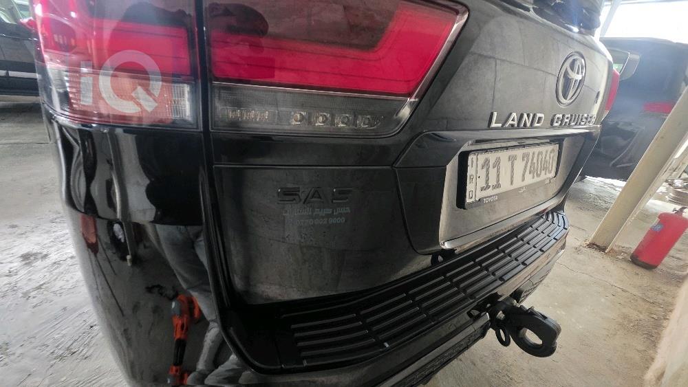 تويوتا لاندكروزر